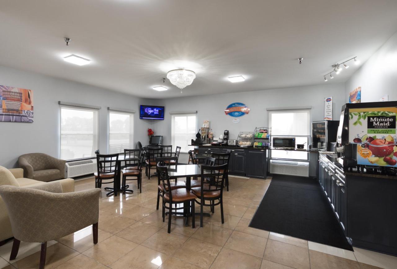 Baymont By Wyndham Morton Hotel Buitenkant foto